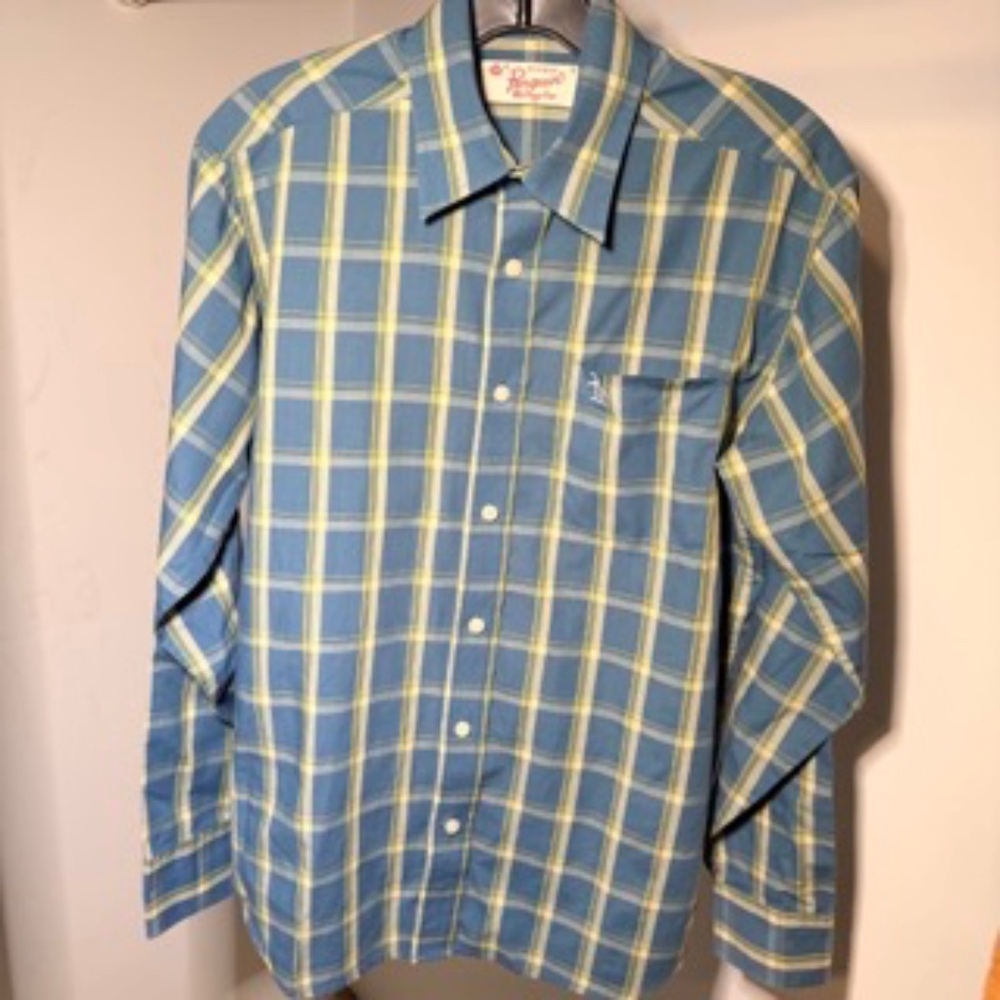 Penguin by Munsingwear  Vintage Men Plaid Shirt (Small)